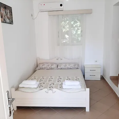 Vaso Apts Apartment